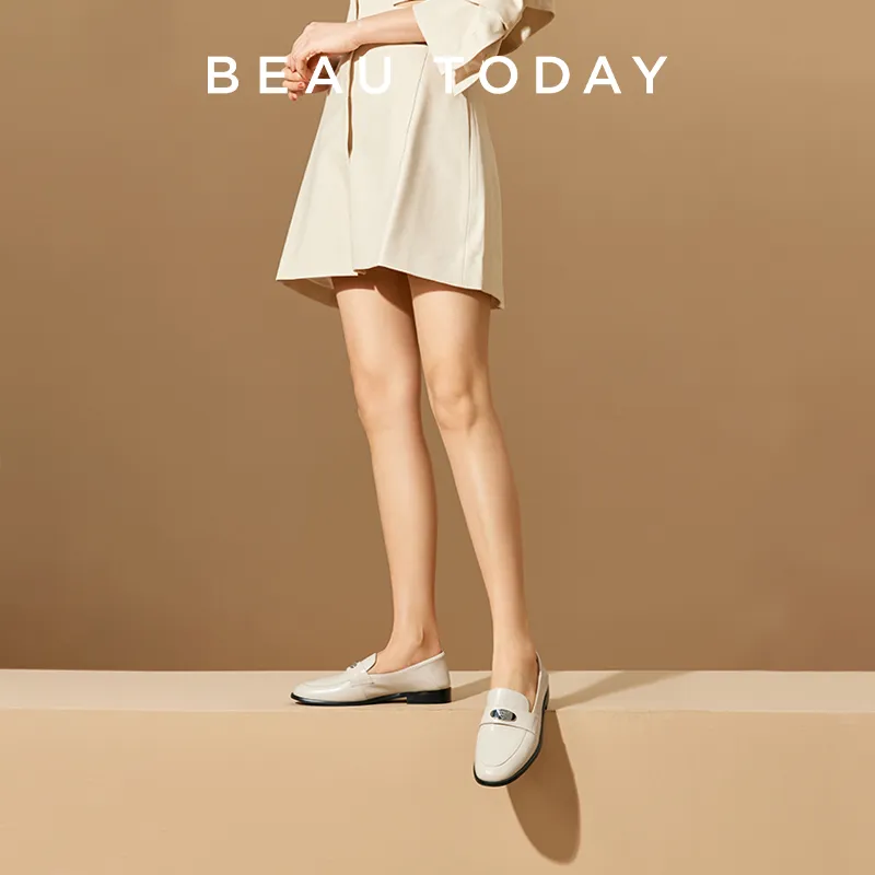 Beau Today Loafers Women's Black/White-19
