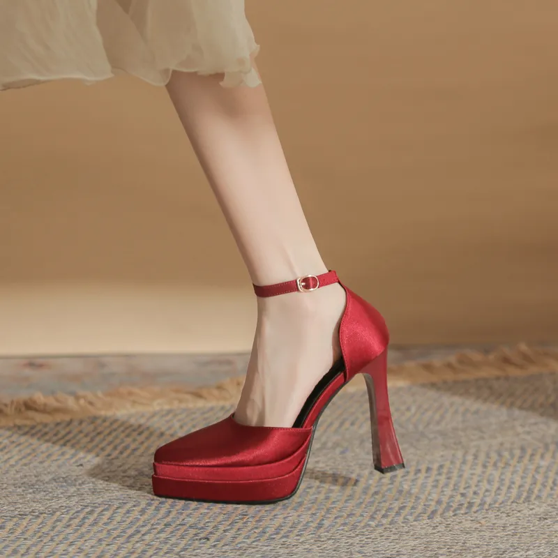 GOSO Chunky Heel High Heels Women's Burgundy-3