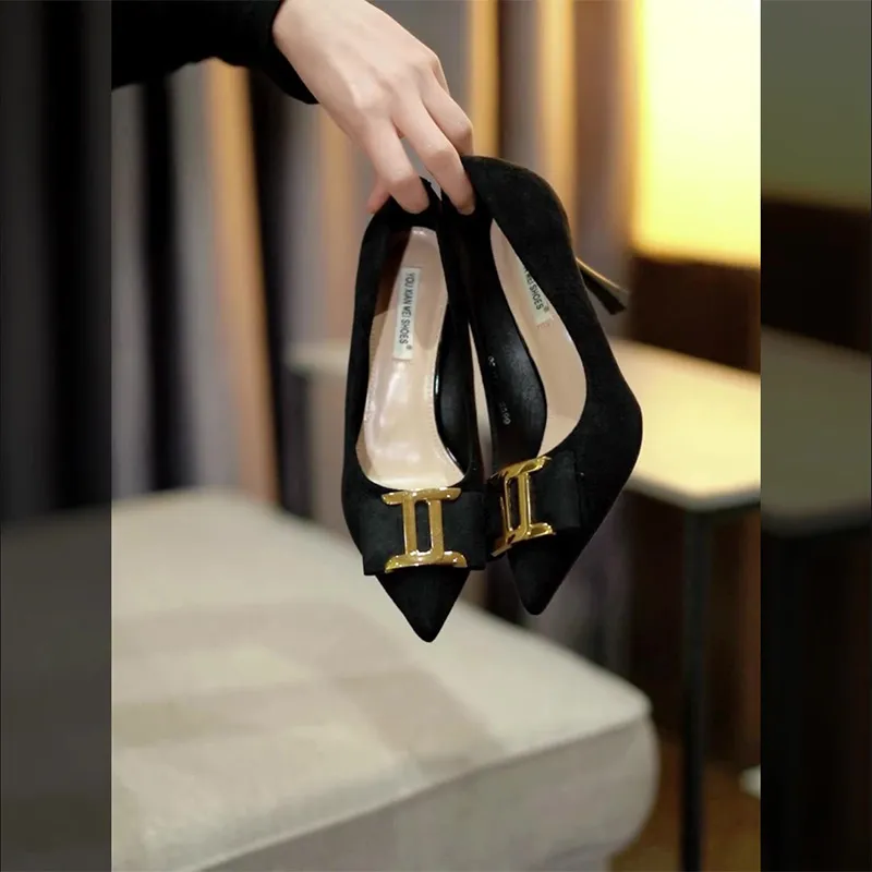 GOSO Chunky Heel High Heels Women's Black-2