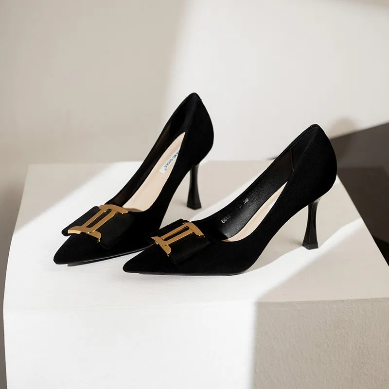 GOSO Chunky Heel High Heels Women's Black-5