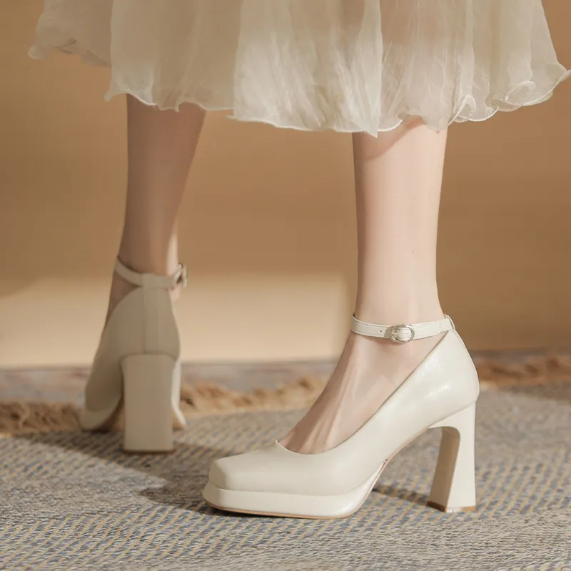 GOSO Chunky Heel High Heels Women's Ecru-5