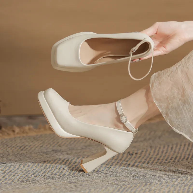 GOSO Chunky Heel High Heels Women's Ecru-6