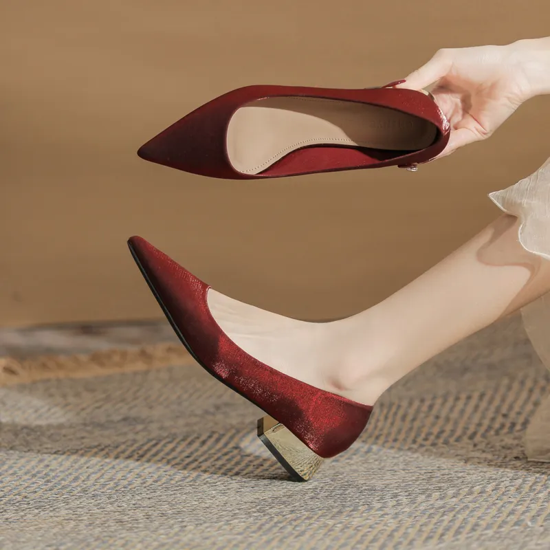 GOSO Chunky Heel High Heels 3CM Women's Red-1