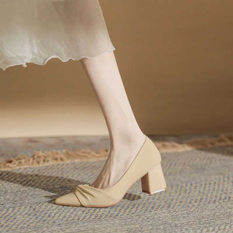 GOSO Chunky Heel High Heels Women's Nude-4