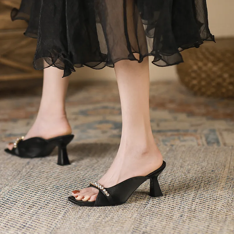 GOSO Slide Slippers Women's Black/Champagne-1