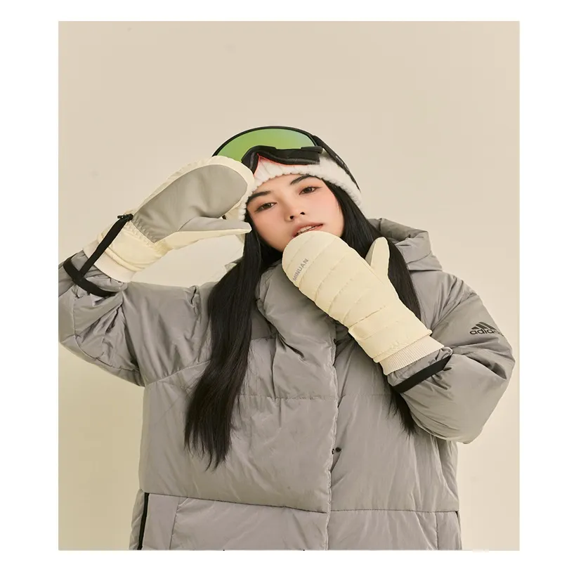 LEACCO Ski Gloves Warm And Cold Resistant Outdoor Mittens Unisex-4