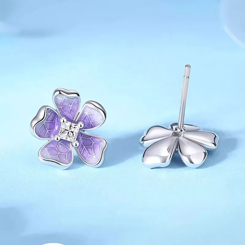 Good Quality Zircon Stud Earrings Women's-1