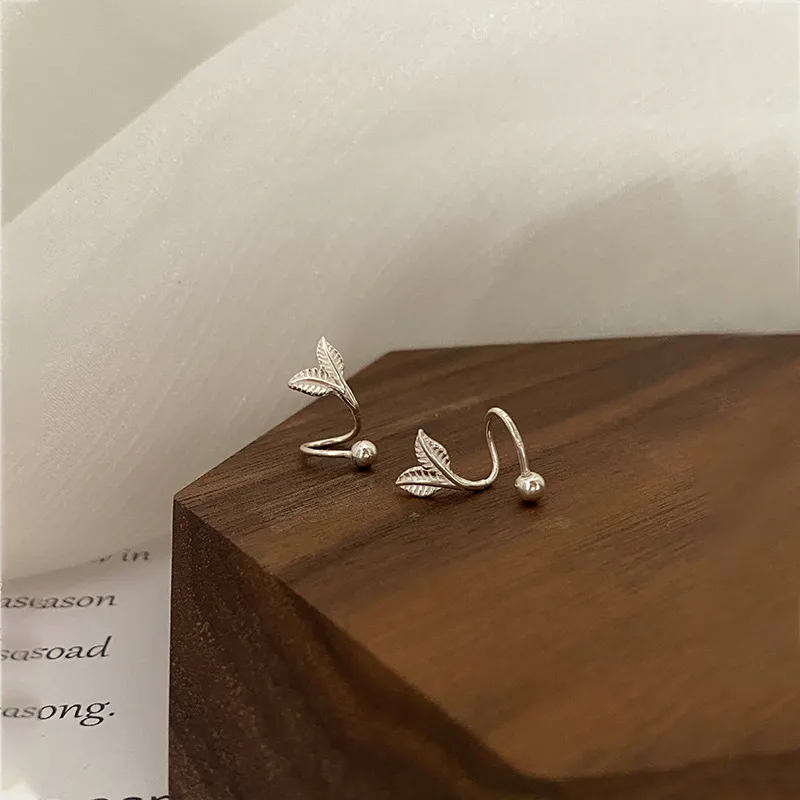 Good Quality S999 Fine Silver Stud Earrings Unisex-1