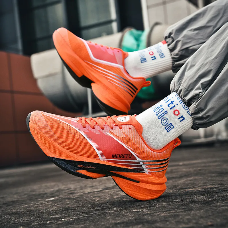 Meiretu Cushioning, Abrasion Resistant, And Resilient Properties Low Top Casual Shoes Unisex Orange-3