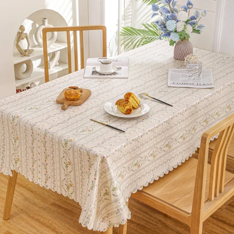 Spinning Autumn Pie Tablecloths-11