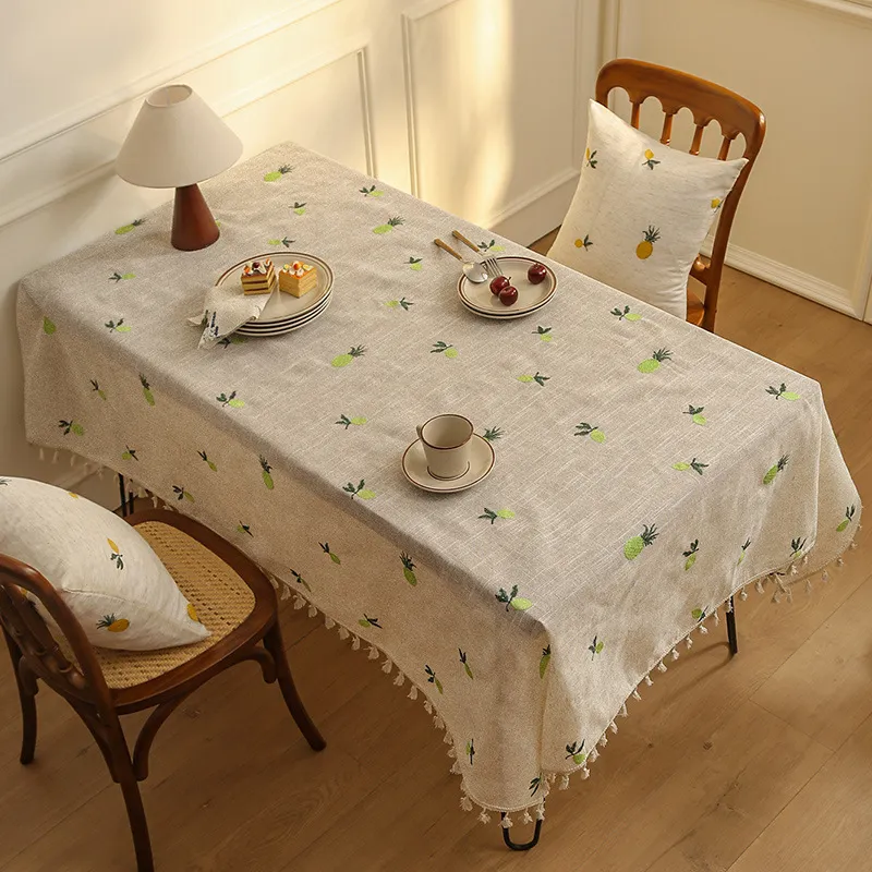 Spinning Autumn Pie Tablecloths-3