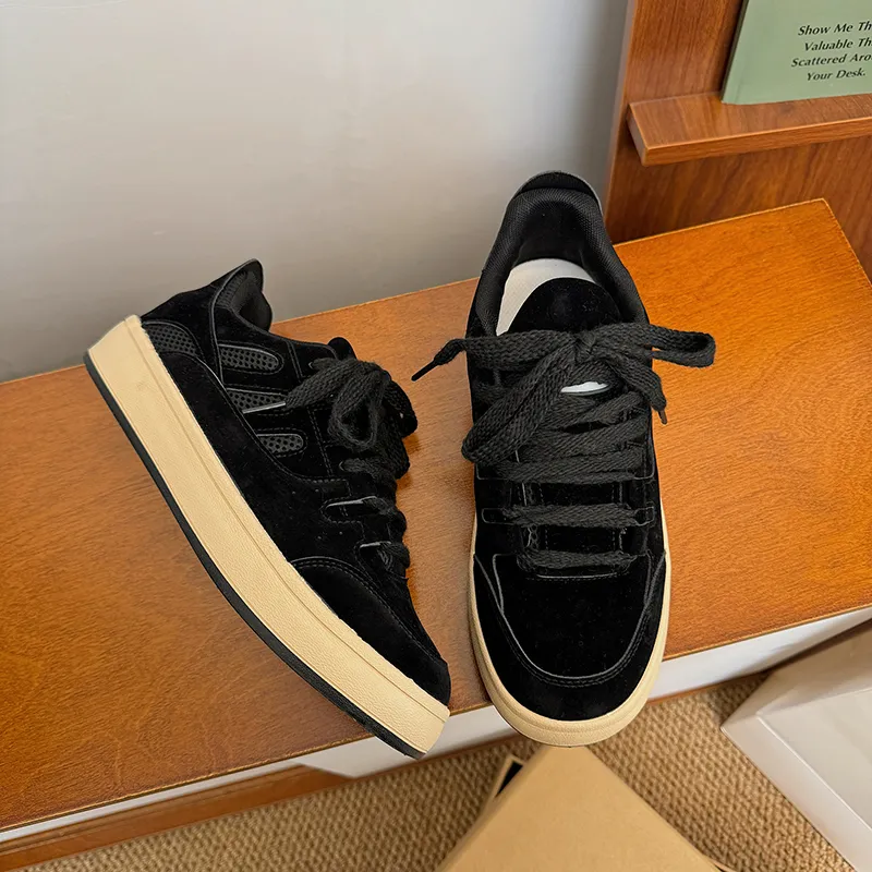 Fawn Miri Low Top Skateboard Shoes Women's-26