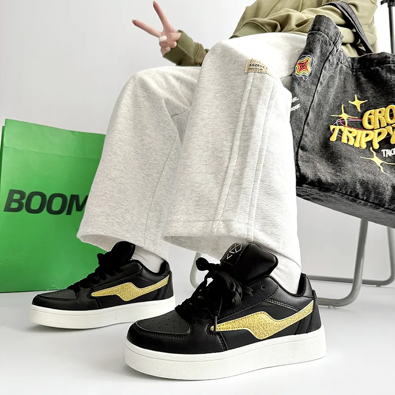 Fawn Miri Coverage Low Top Skateboard Shoes Unisex Black Gold-2