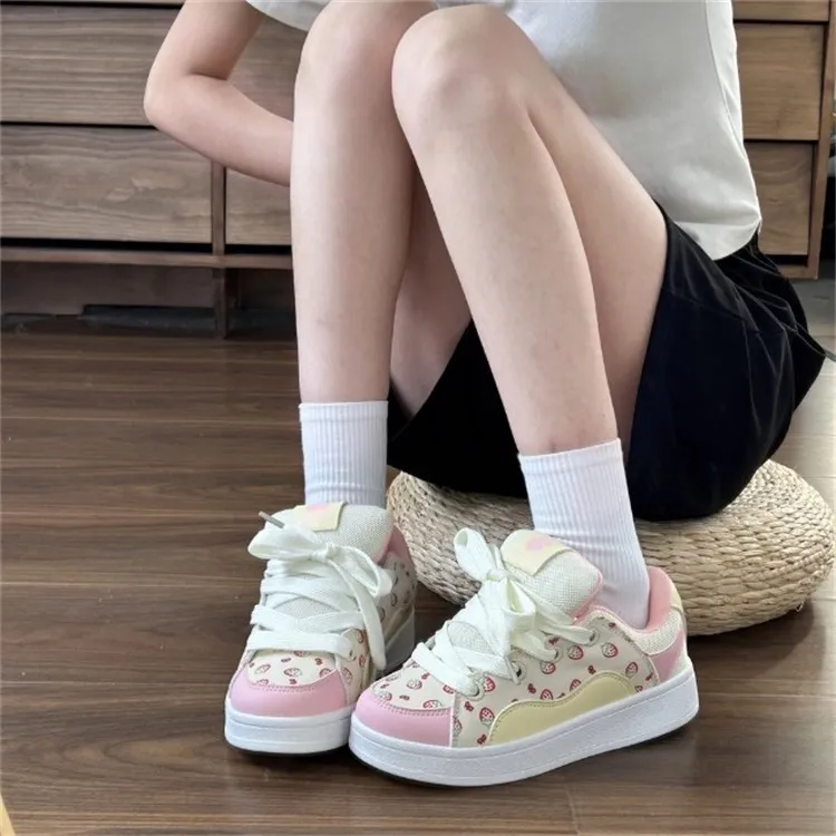 Fawn Miri Coverage Slip Resistant And Abrasion Resistant Low Top Skateboard Shoes Women's Pink-1