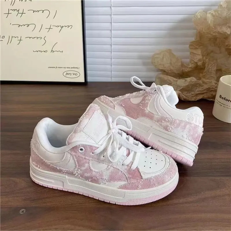 Fawn Miri Anti Slip Wear Resistant Low Top Skateboard Shoes Women's Cherry Blossom Pink-2
