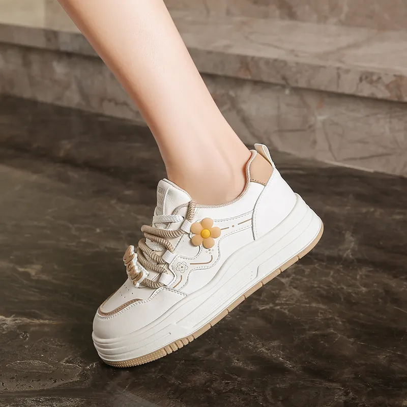 Fawn Miri Coverage Slip Resistant And Abrasion Resistant Low Top Skateboard Shoes Women's-9