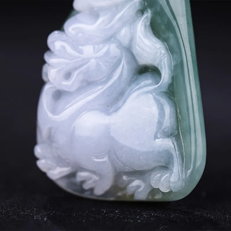 Liu Jinfu Glutinous Jade Jadeite Necklaces Unisex-5