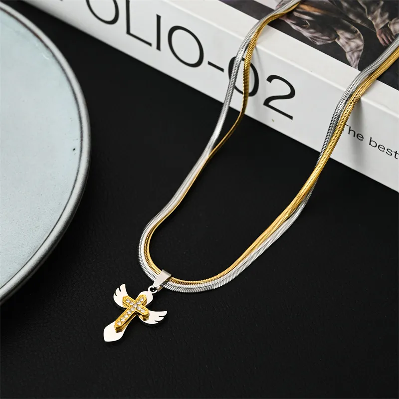 BKBU Titanium Steel Necklaces Unisex Gold/White-4