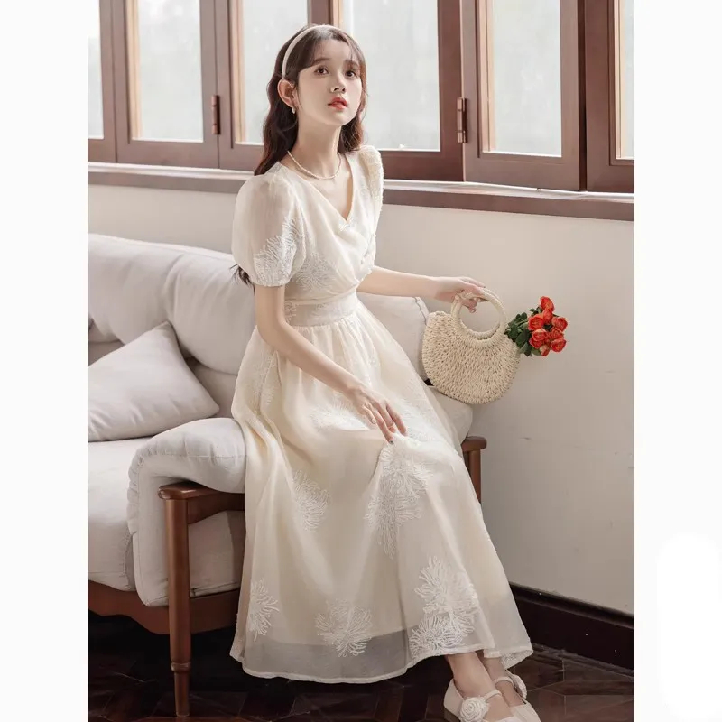 Lookinto Short Sleeved Dresses Women's Apricot-4