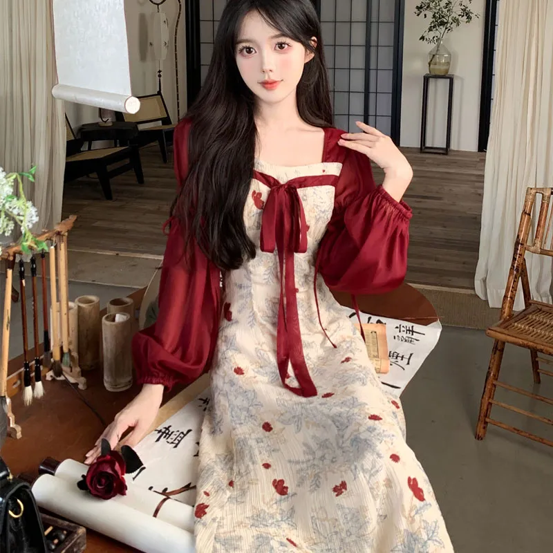 Lookinto Long Sleeved Dress Women's Red-3