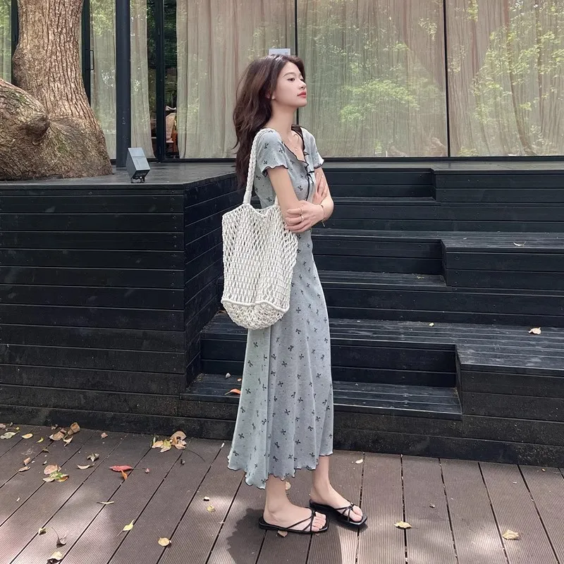 Lookinto Short Sleeved Dress Women's-13