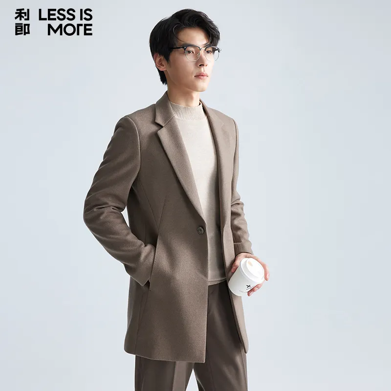 LESS IS MORE Coats Men-16