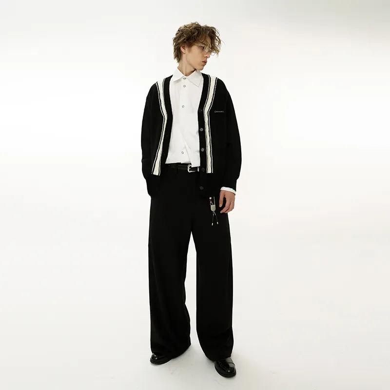 UNVESNO Sweaters Unisex Black-3