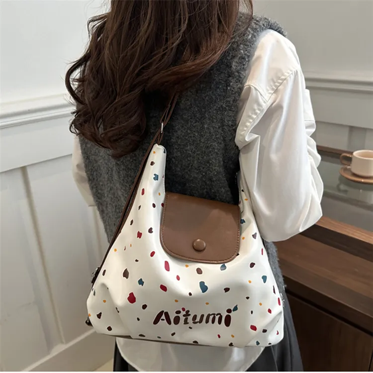 HCXK PU Shoulder Bag Women's White-5