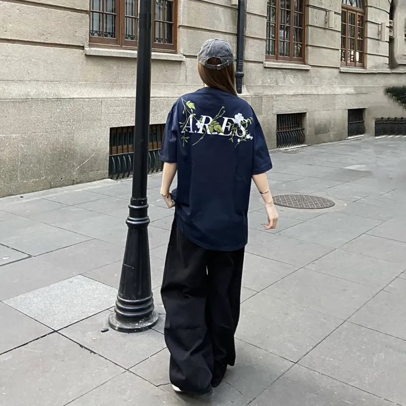 WELTER EXPERIMENT Essential T Shirt Unisex-15