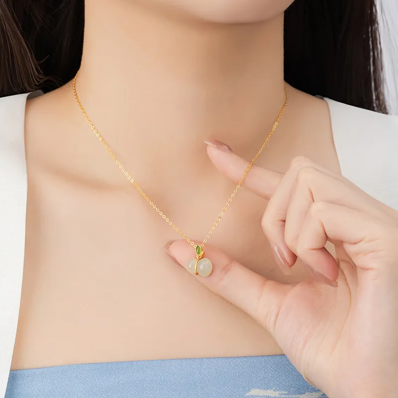 DAISY BEAUTY Necklaces Pale Greenish White Jade Women's-1