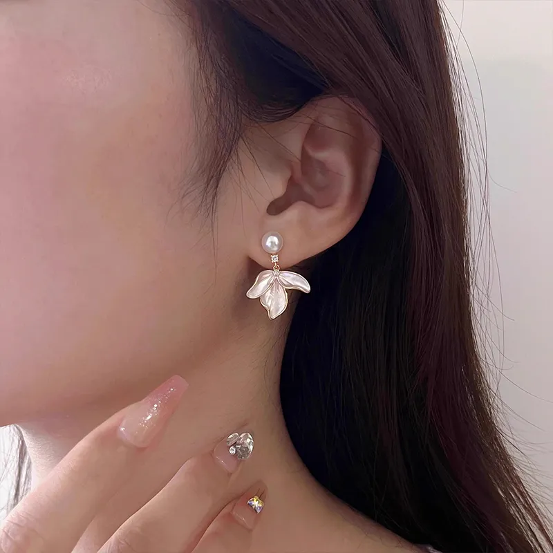 DAISY BEAUTY Pearl Earrings Women's-4