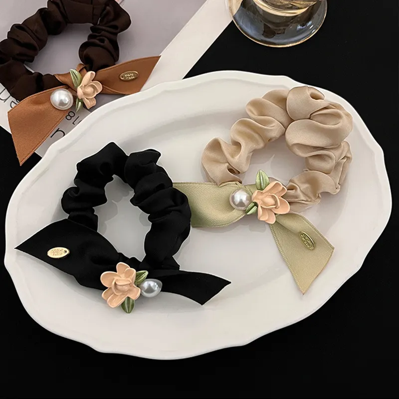 DAISY BEAUTY Silk Yarn Hair Tie Women's-46