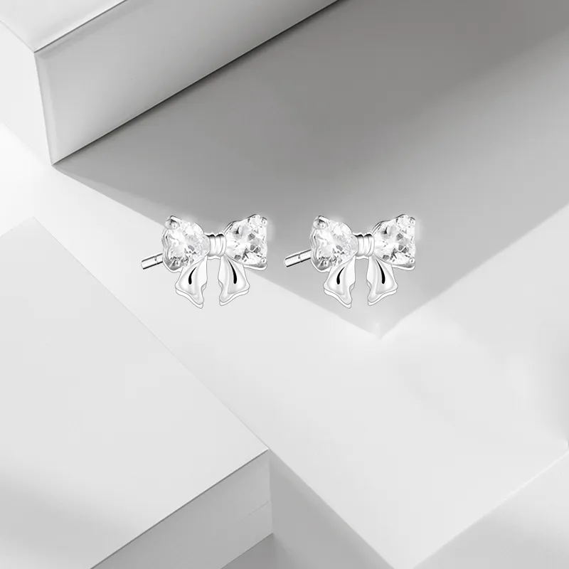 VEZA Alloy Stud Earrings Unisex-4