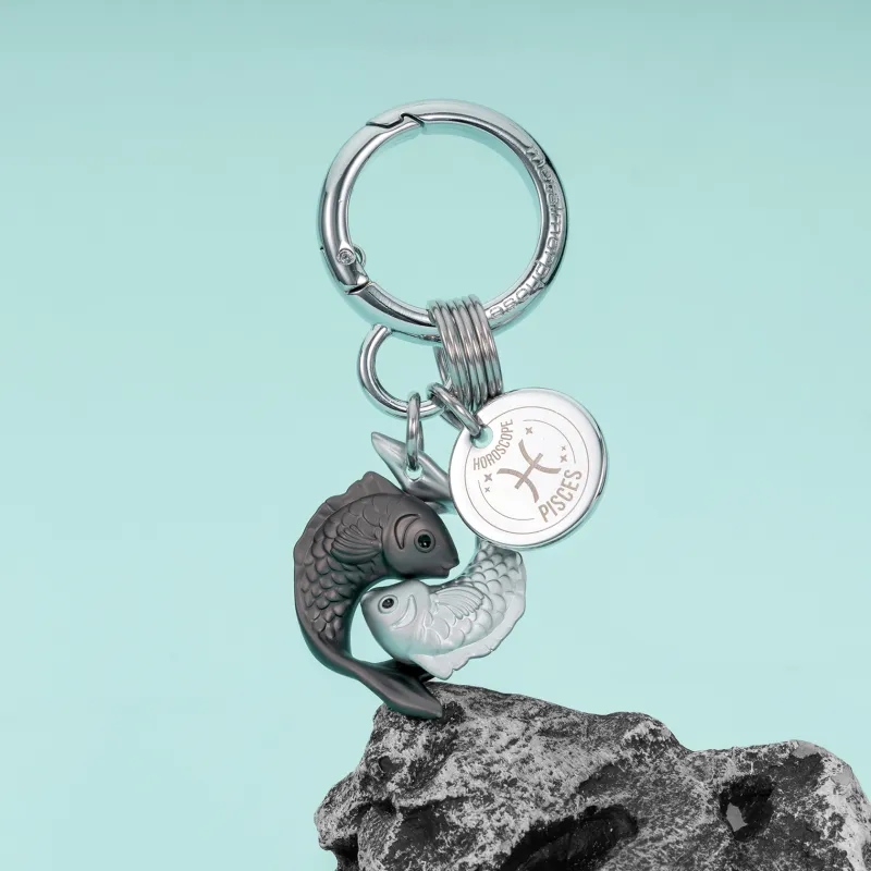 Meta[l]morphose BIG In Miniature Alloy Pendants Unisex-1