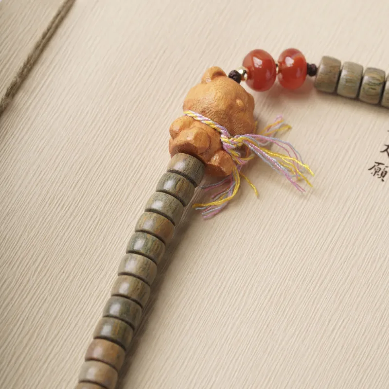 FANGYUANXIAOFU Green Sandalwood Bead Chain Unisex-4