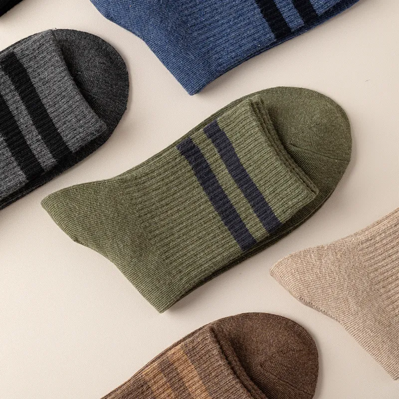YINSHILIANGPIN Mid Calf Socks Men's 5 Pack-2