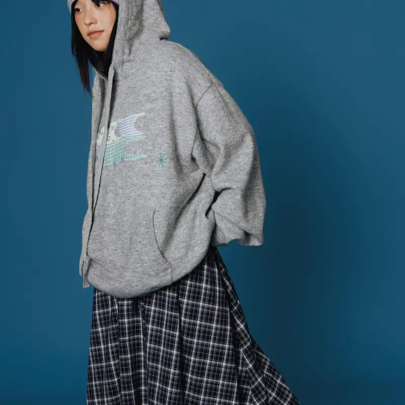 Crying Center Sweater Unisex Heather Gray-3