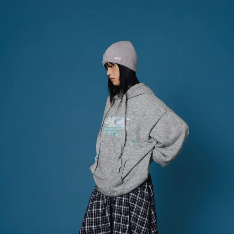 Crying Center Sweater Unisex Heather Gray-6