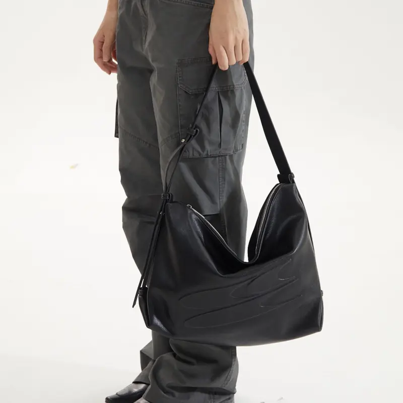 Crying Center PU Shoulder Bag Regular Unisex Black-5