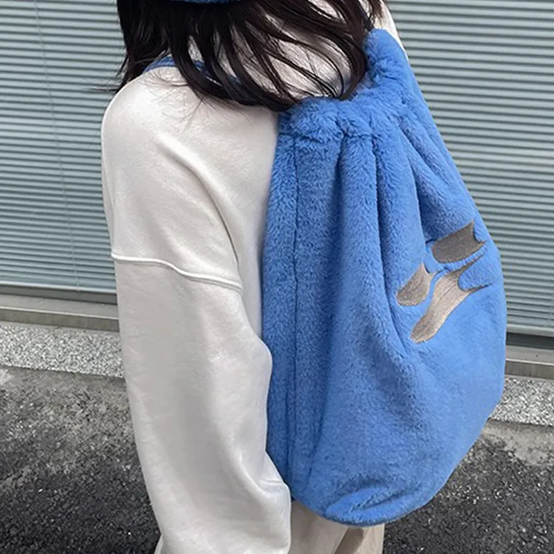 Crying Center Polyester Shoulder Bag, Handbag Unisex Blue-4