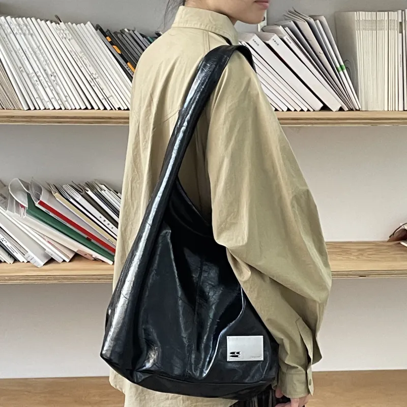 Crying Center PU Shoulder Bag Medium Large Unisex Brown/Red/Black-24
