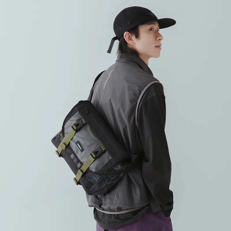 COMBACK Polyamide Messenger Bag, Crossbody Bag Medium Size Unisex Black-6