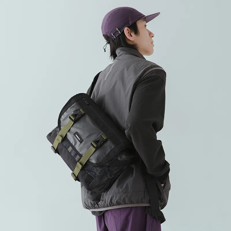 COMBACK Polyamide Messenger Bag, Crossbody Bag Medium Size Unisex Black-7