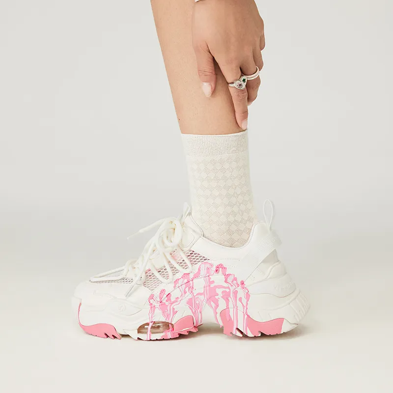 VITTORIO VENTURA Low Top Chunky Sneakers Women's Pink White Graffiti-6