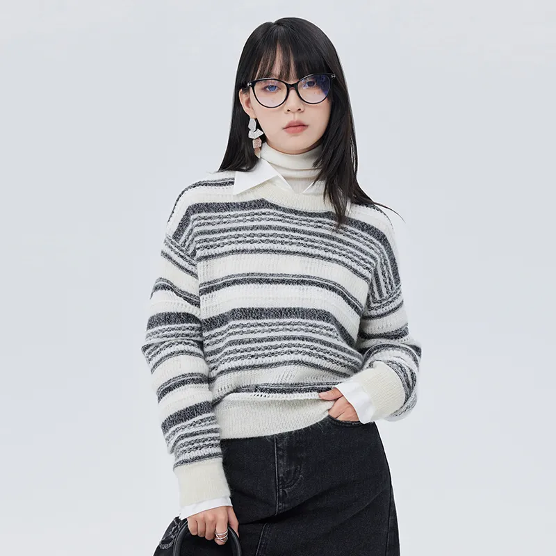 SOON FLOWER Knitwear Women's Gray White Stripes-2