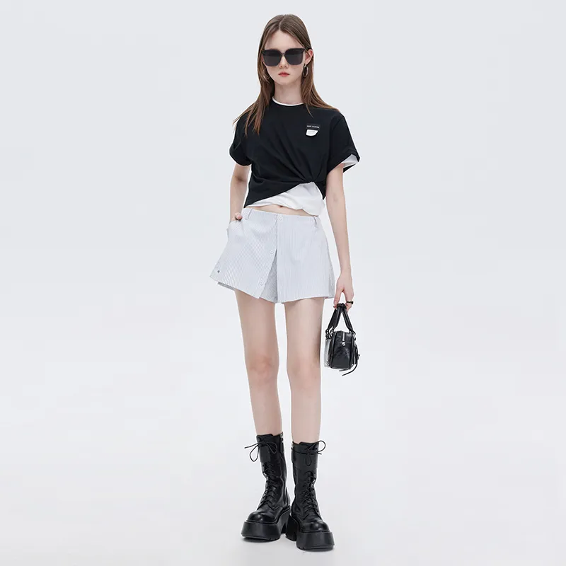 SOON FLOWER Casual Shorts Women's Black White Stripes-4