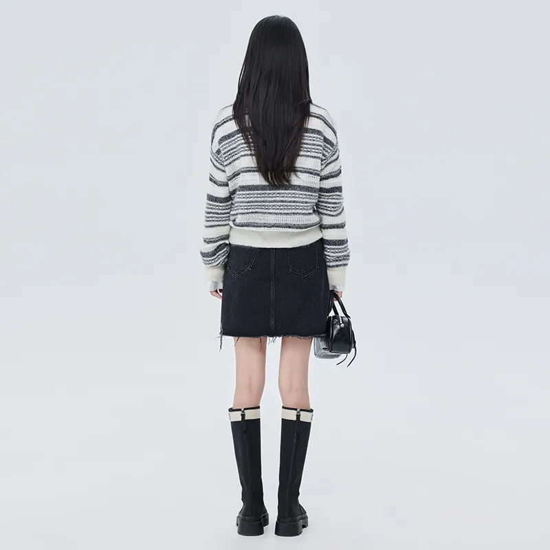 SOON FLOWER Knitwear Women's Gray White Stripes-6
