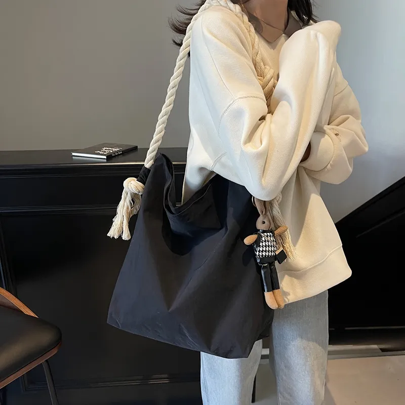 GOBLIN SHARKS 1759 Fabric Shoulder Bag Regular Women's Ecru/Khaki/Black-16