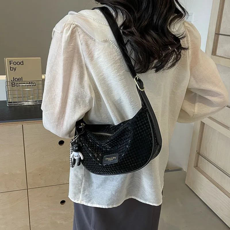 GOBLIN SHARKS 1759 PU Shoulder Bag Unisex Ecru/Black/Silver-10