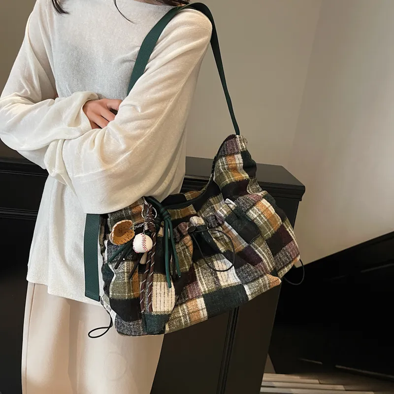 GOBLIN SHARKS 1759 Fabric Shoulder Bag Crossbody Bag Medium Size Unisex Yellow/Burgundy/Green-19